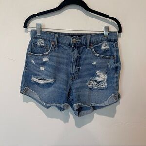 Aero Women's Blue Distressed Denim Mom Shorts High Rise Size 6 Cotton 3in inseam